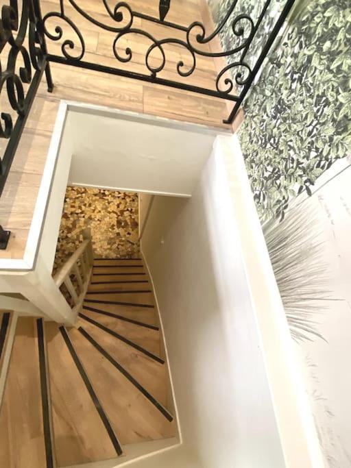 Parisian Muse By Suitehomeparis Parigi